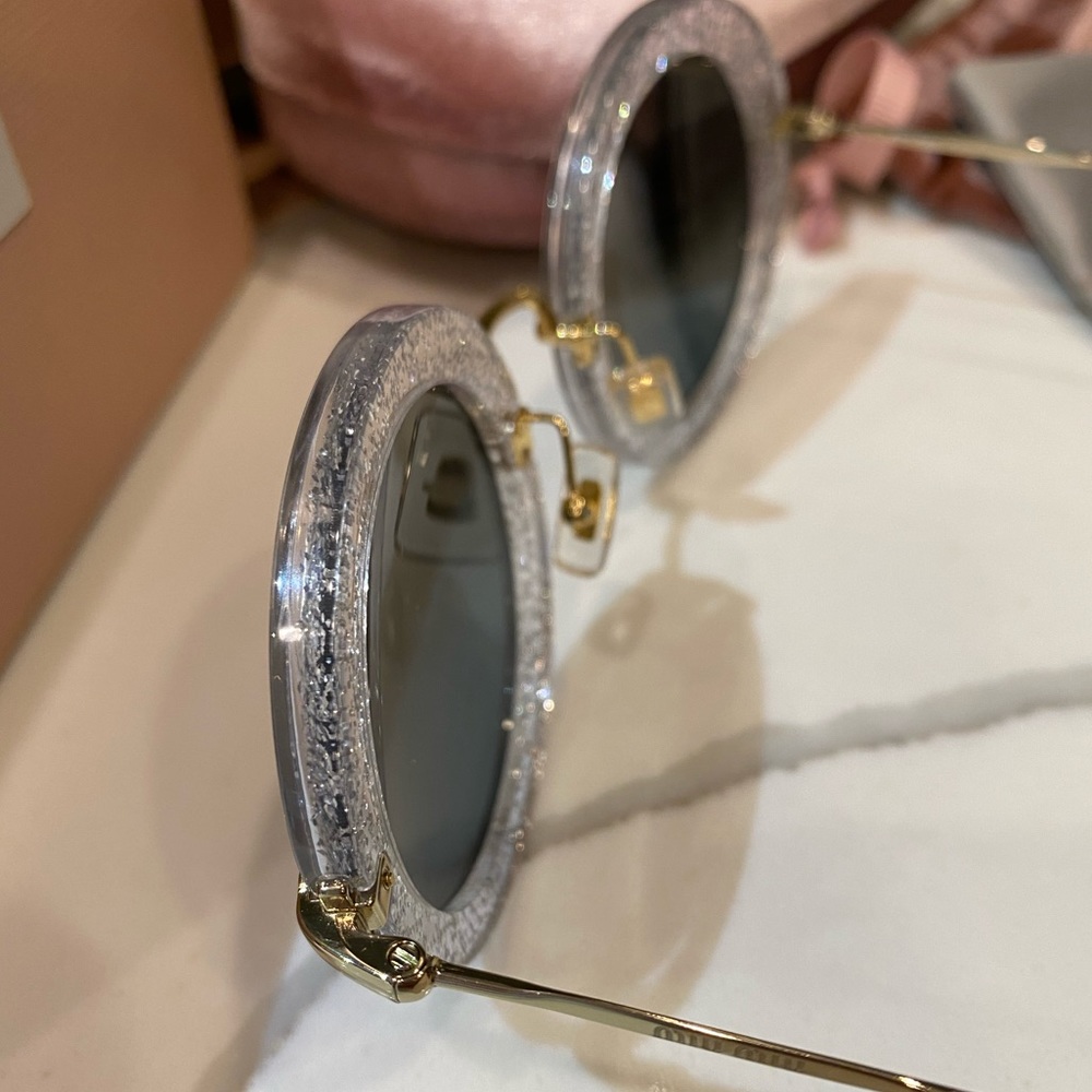 SOLD 🔺MIU MIU ROUND GLITTER MIRROR SUNGLASSES - Picture 7 of 13